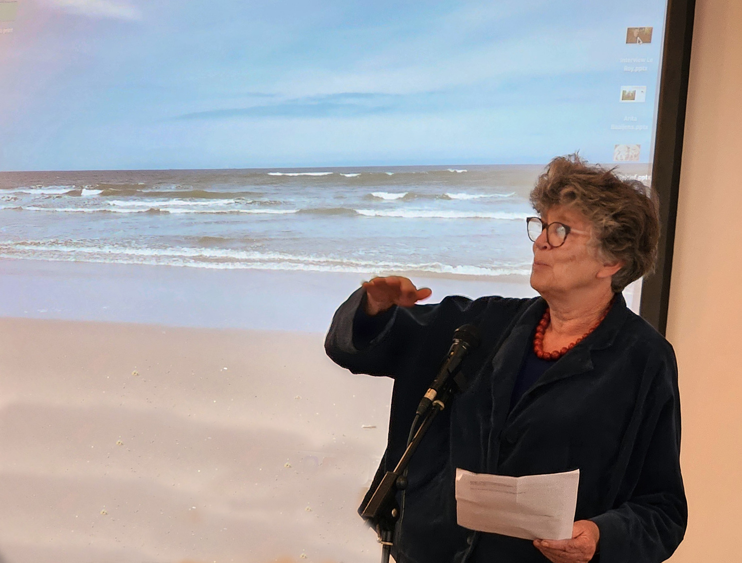 Heilien Tonckens (hier op het TIJD-symposium op 31 oktober 02025) wint de Heimans en Thijsse Prijs 2025