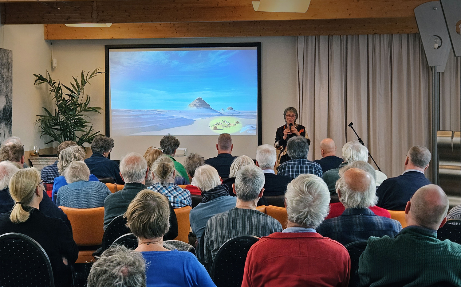 Arita Baaijens hield de Le Roy-lezing op 31 oktober  02025