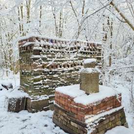Ecokathedralen onder sneeuwdeken Ecokathedralen onder sneeuwdeken